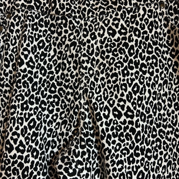 Women’s 24w petite jeans pants pockets animal print black white appears new - Picture 5 of 11